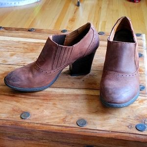 Born genuine leather ankle boots. Size 8.5/ 40